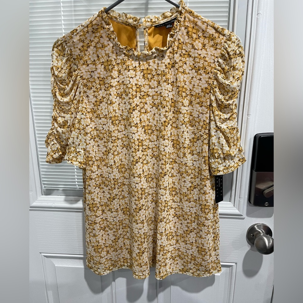 Sara Michelle Women blouse